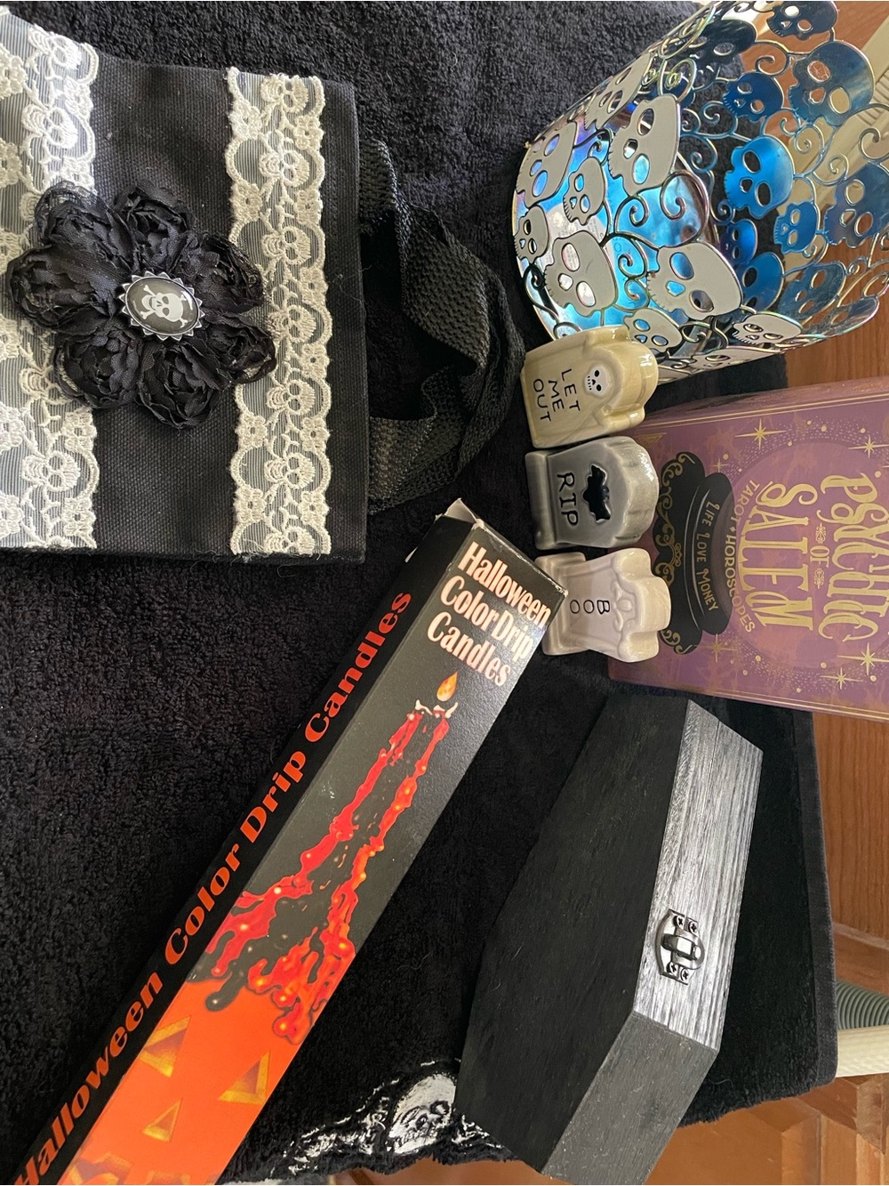 Spooky Halloween Decor Bundle